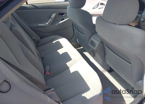 2007 Toyota Camry Ce z USA, uszkodzony, nr VIN 4T1BE46K17U040063